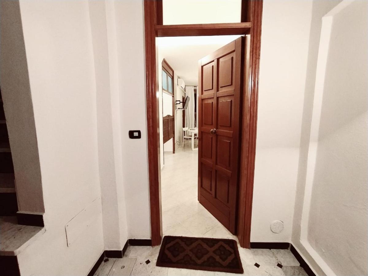 A Due Passi Dal Mare Hotel Moneglia Kültér fotó